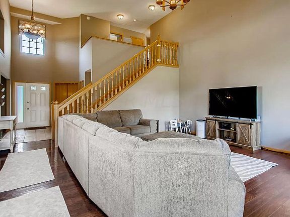 4th image of 2142 Parklawn Dr