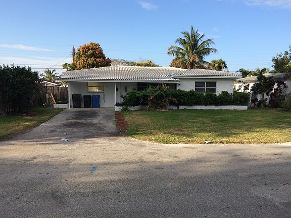 2nd image of 311 NE 42nd Ct