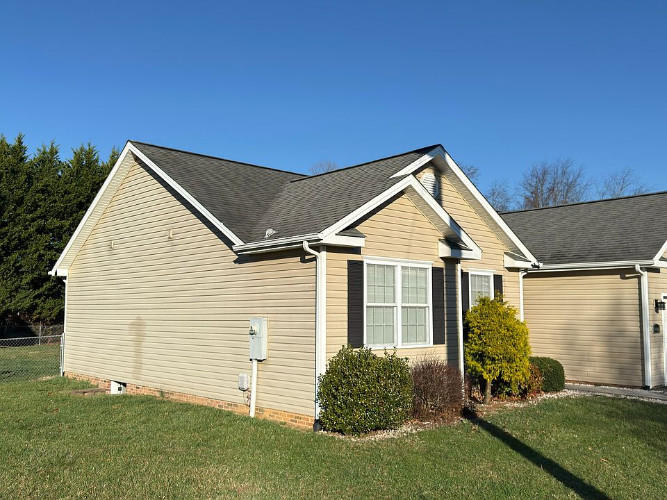 1st image of 1986 Peakland Dr