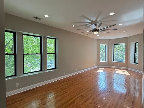 701 N Saint Louis Ave #2, Chicago, IL 60624