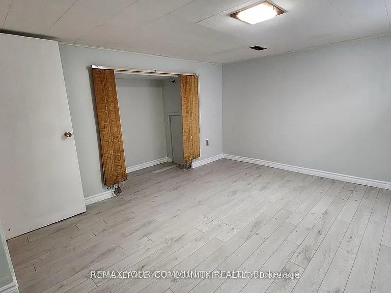 207 Olive Ave — Photo 20
