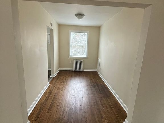 3rd image of 211 N 4th St #36