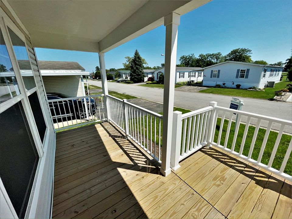1st image of 4951 W Augusta Blvd #S4o8h7