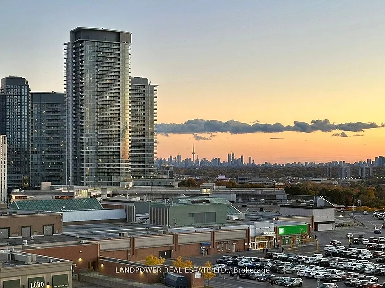 128 Fairview Mall Dr #901 — Photo 13