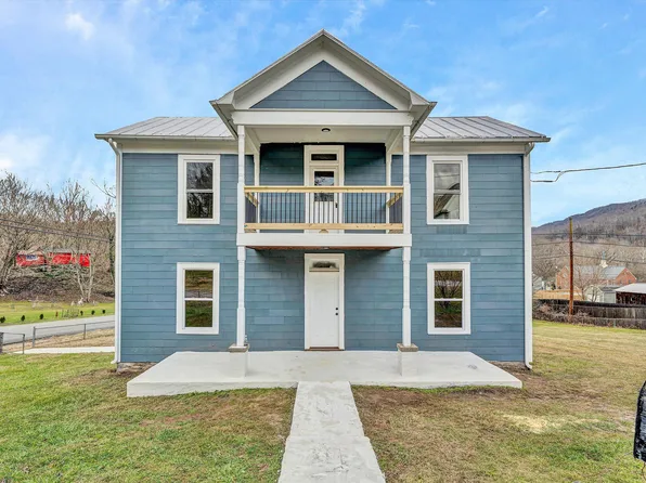 15 2nd St, Eagle Rock, VA 24085