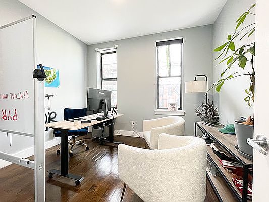 5th image of 733 Dekalb Ave APT 2r