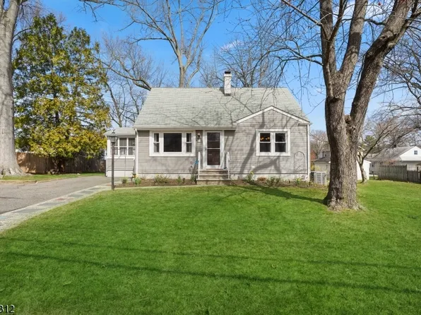 36 Miele Pl, Summit City, NJ 07901