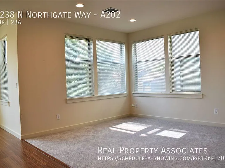 1238 N Northgate Way #A202 — Photo 4