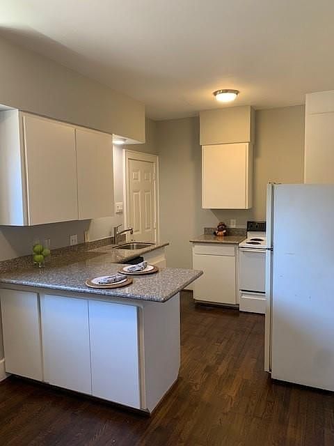 1st image of 1631 Richmond Ave APT 1