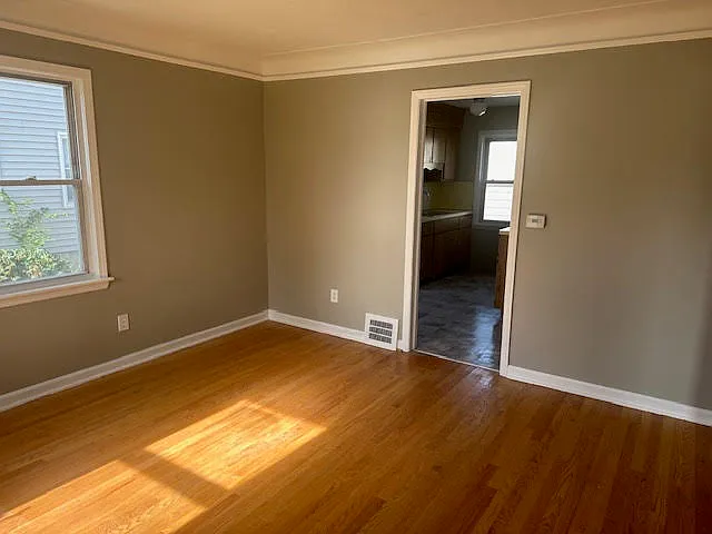 2 bed, 1024 sqft, $1,550 — Photo 4