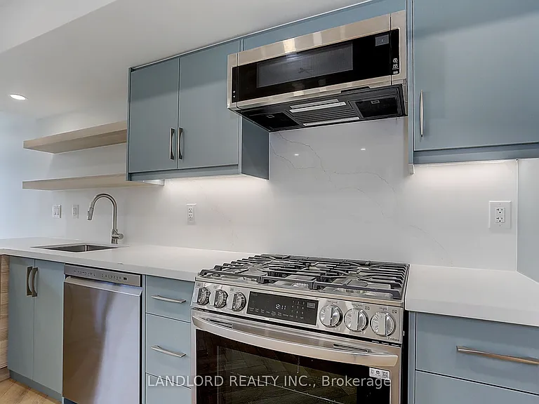 71 Livingstone Ave #LOWER — Photo 18