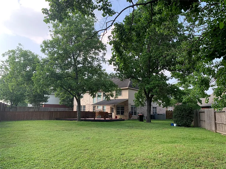 20703 Riviere Ln — Photo 40