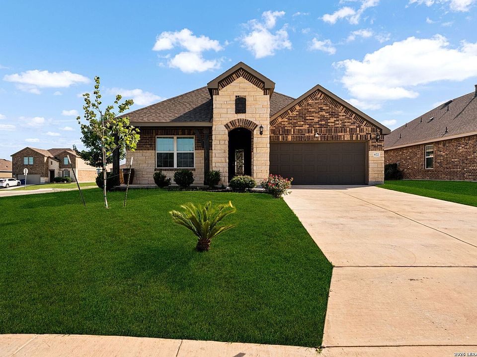 1st image of 672 Ridgemeadow Dr
