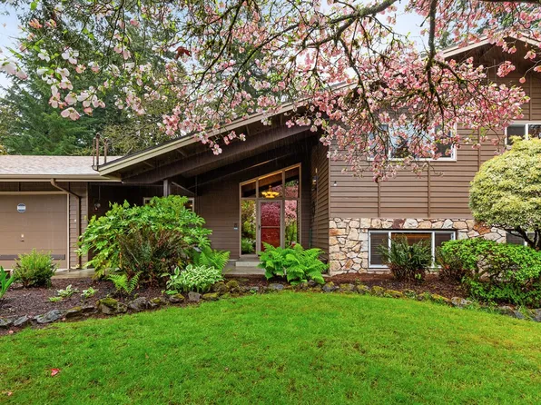 2515 NE 104th St, Vancouver, WA 98686