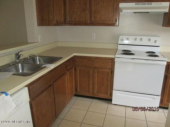4th image of 1210 Whitlock Ave APT 5