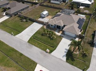 1218 SW Bargello Ave, Port Saint Lucie, FL 34953