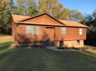 2606 Liberty Hill Dr, Louisville, TN 37777