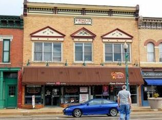 926 S State St APT 3, Lockport, IL 60441