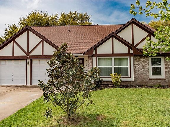 2nd image of 3127 Lanville Ln