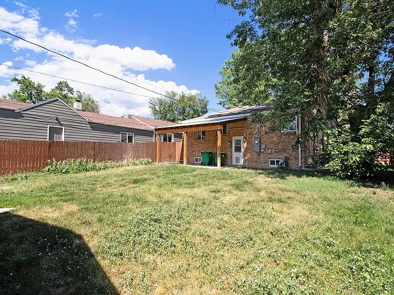 3111 S Emerson St — Photo 20