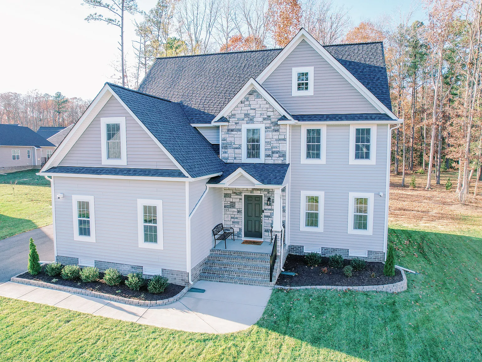 4 bed, 2.5 bath, 3149 sqft, $3,295 — Photo 2