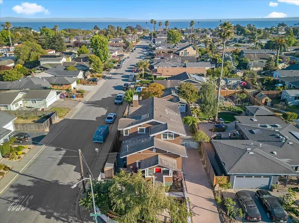 1901 Delaware Ave, Santa Cruz, CA 95060