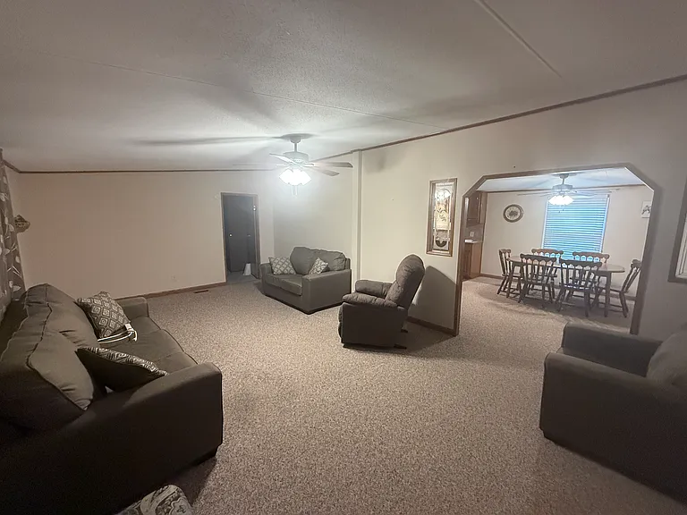 1569 Loomfixer Lake Rd — Photo 3