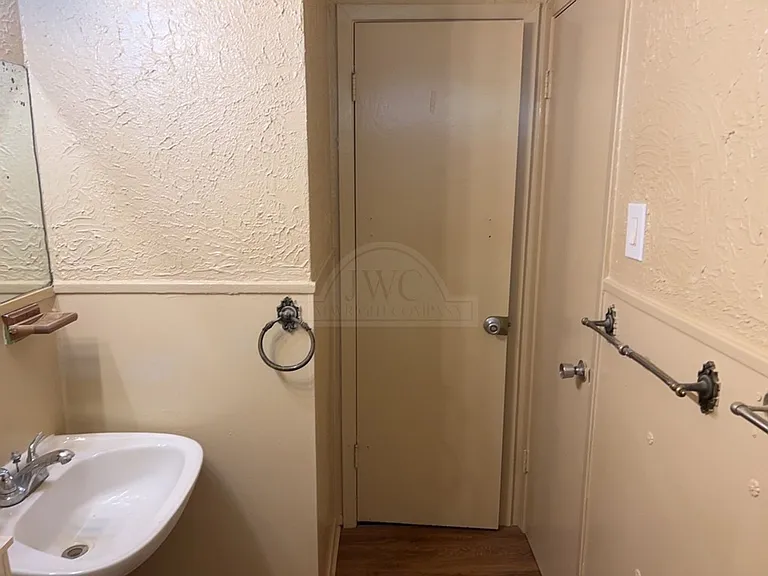 110 Bybee Ct — Photo 19