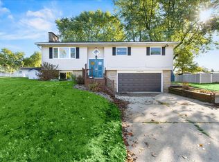 612 Hillcrest Dr, Bellefontaine, OH