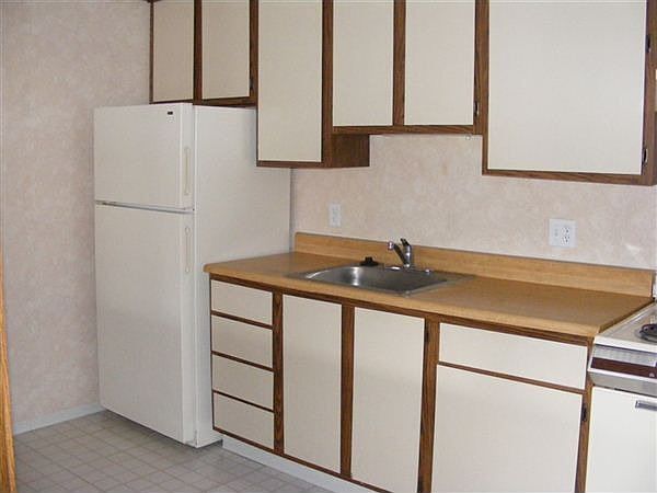 Plenty of cabinet space!