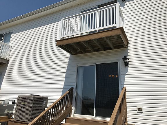 2nd image of 4082 Grand Bay Ct