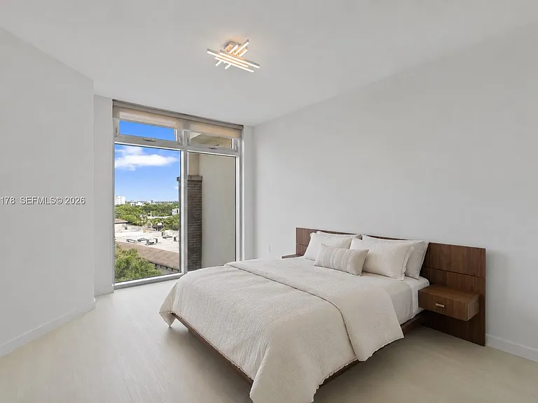 3250 NE 1st Ave #545 — Photo 30