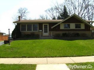 1203 N Wheeling Rd, Mount Prospect, IL 60056