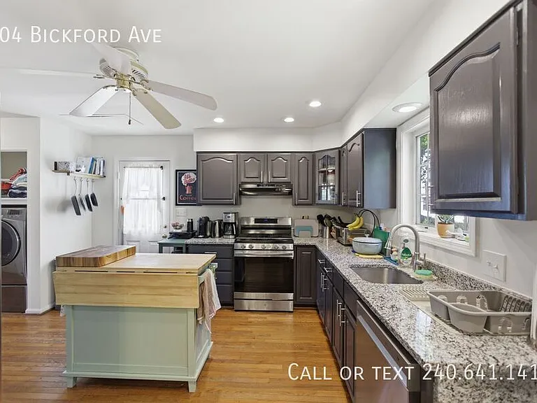 504 Bickford Ave — Photo 7