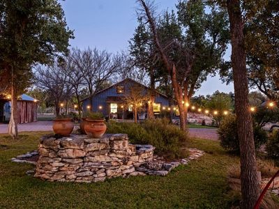 483 E Grand Oaks Dr, Harper, TX, 78631