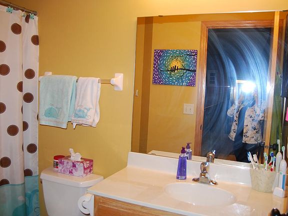4th image of 18014 Fillmore Dr NW