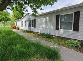 14184 E Libbie Ln, Effingham, IL 62401