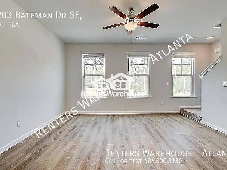 3203 Bateman Dr — Photo 7