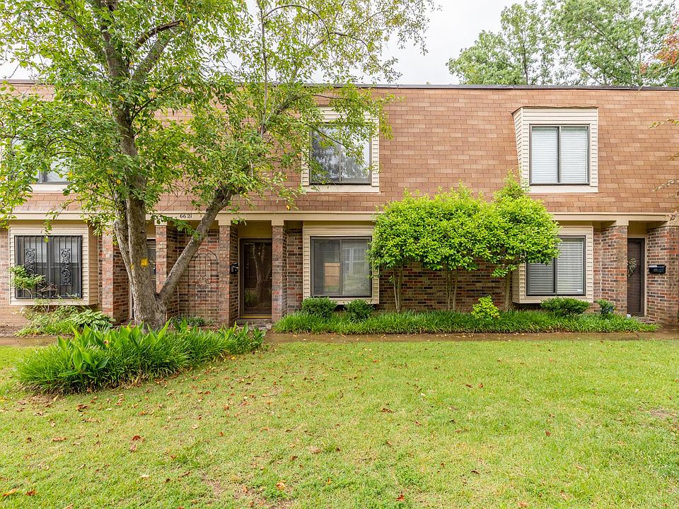 1st image of 6621 Poplar Woods Cir S APT 4