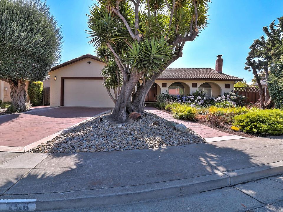 1st image of 156 Encino Ct