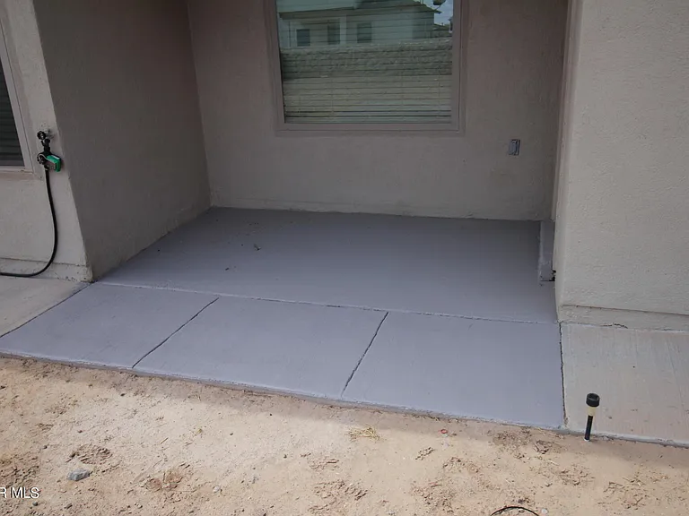 620 Adrian Arellano St W — Photo 102