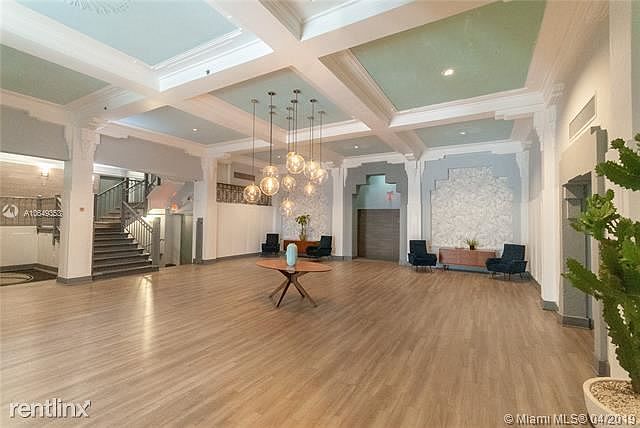 1st image of 700 Euclid Ave APT 212
