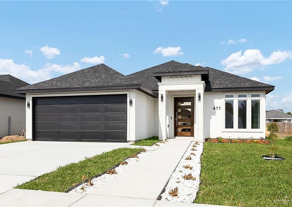 1st image of 411 Liza St