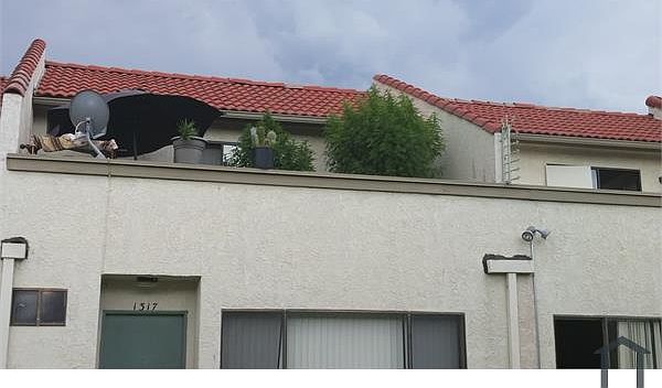 1st image of 1319 W Latham Ave