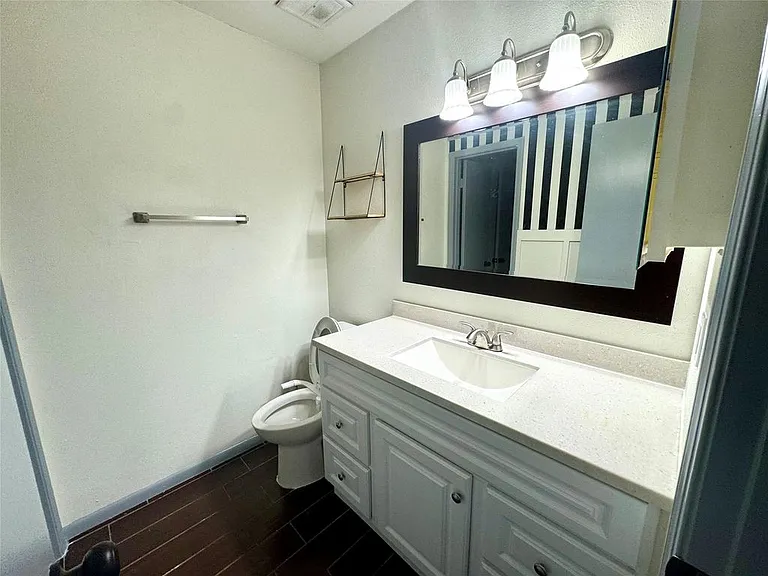 10010 Knoboak Dr — Photo 14