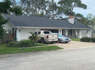 1041 Rosetree Ln, Tarpon Springs, FL 34689