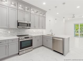 4692 SE Manatee Way, Stuart, FL 34997