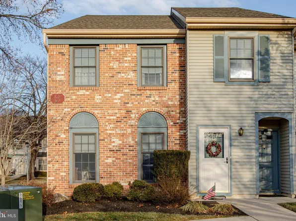 109 Wyndham Pl, Robbinsville, NJ 08691