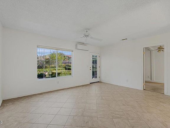 5th image of 5076 Alta St