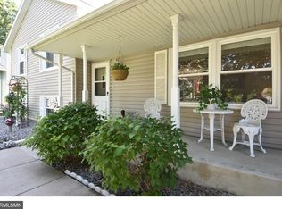 2533 Hale Ct N, Oakdale, MN 55128